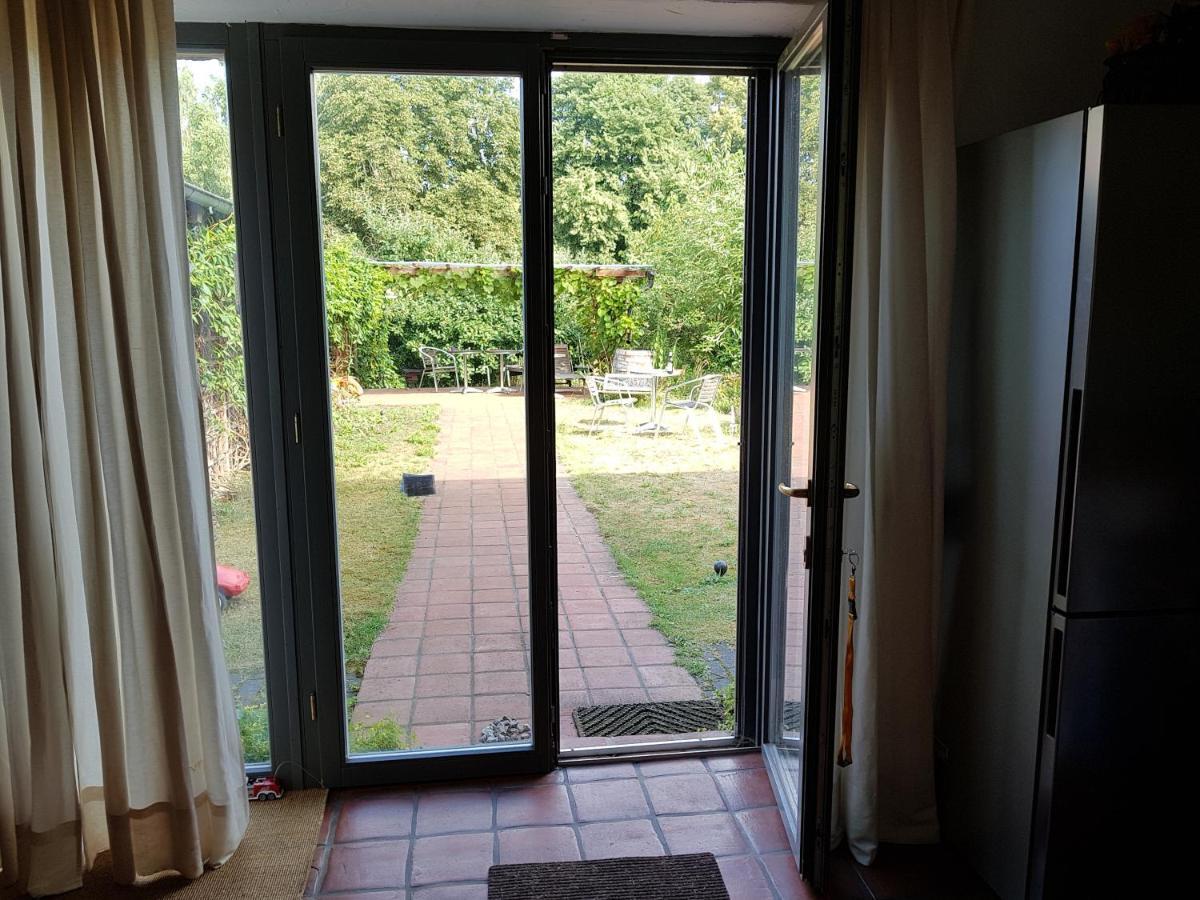 Grosse Wohnung / Haushaelfte In Peetzig Am See 安格尔明德 外观 照片