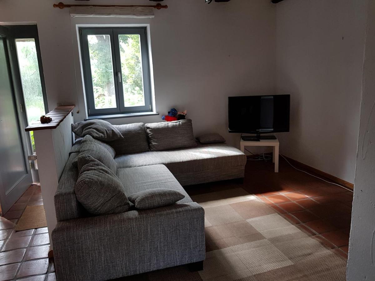 Grosse Wohnung / Haushaelfte In Peetzig Am See 安格尔明德 外观 照片